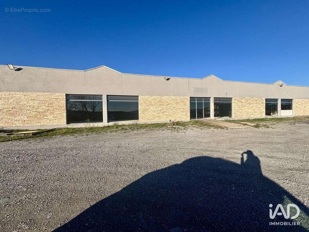 Photo 2 - Commerce à LACHAPELLE-SOUS-AUBENAS