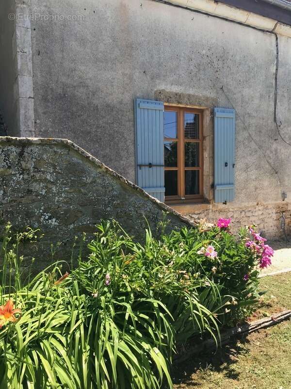 Maison à MORNAY-BERRY