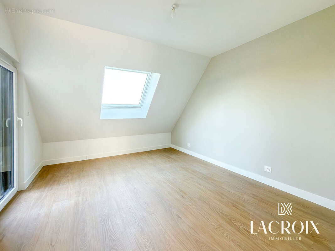 A vendre - maison 8 pièces - saint-carné - photo 10