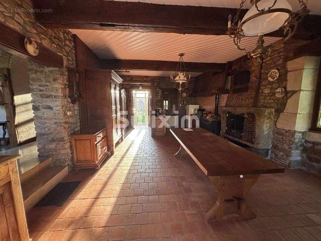 Maison à BAZOCHES
