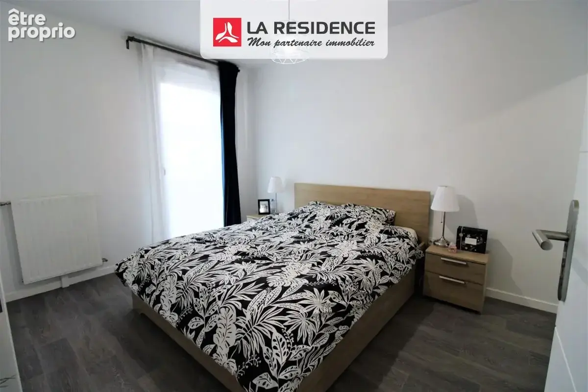 Appartement 2 pièces 42 m² à vendre à Combs-La-Ville (77380) - photo 3