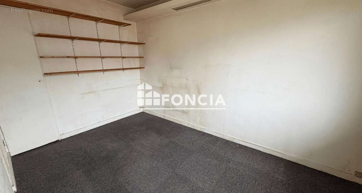 Appartement à FRESNES