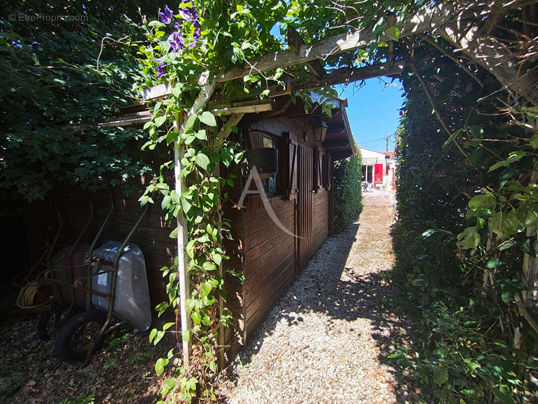 Maison à SOULIGNONNE