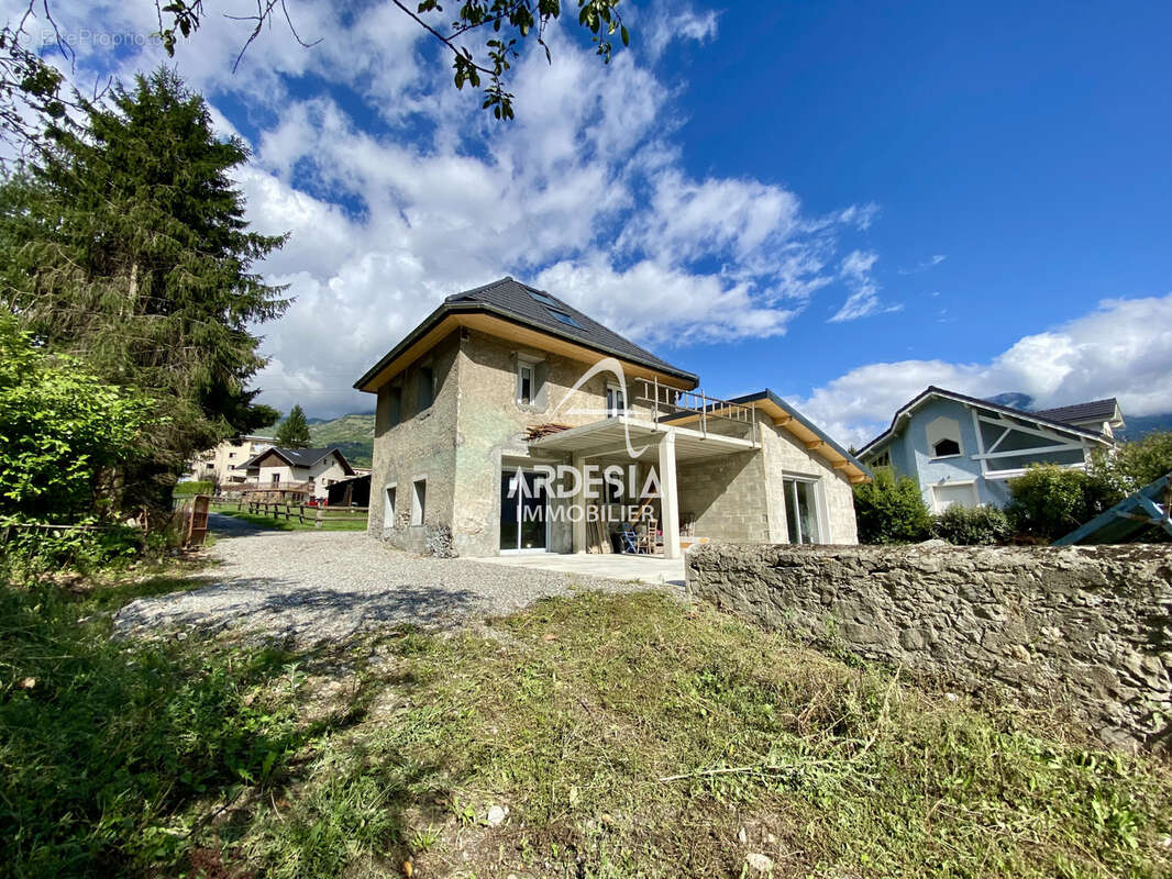 Maison à SAINT-JEAN-DE-MAURIENNE