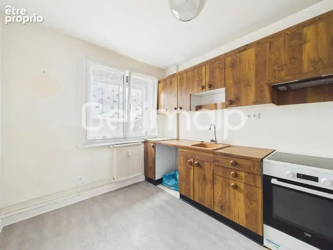 Vente - Appartement - 3 pièces + cuisine - 58 m² - 279 000 € - - photo 4