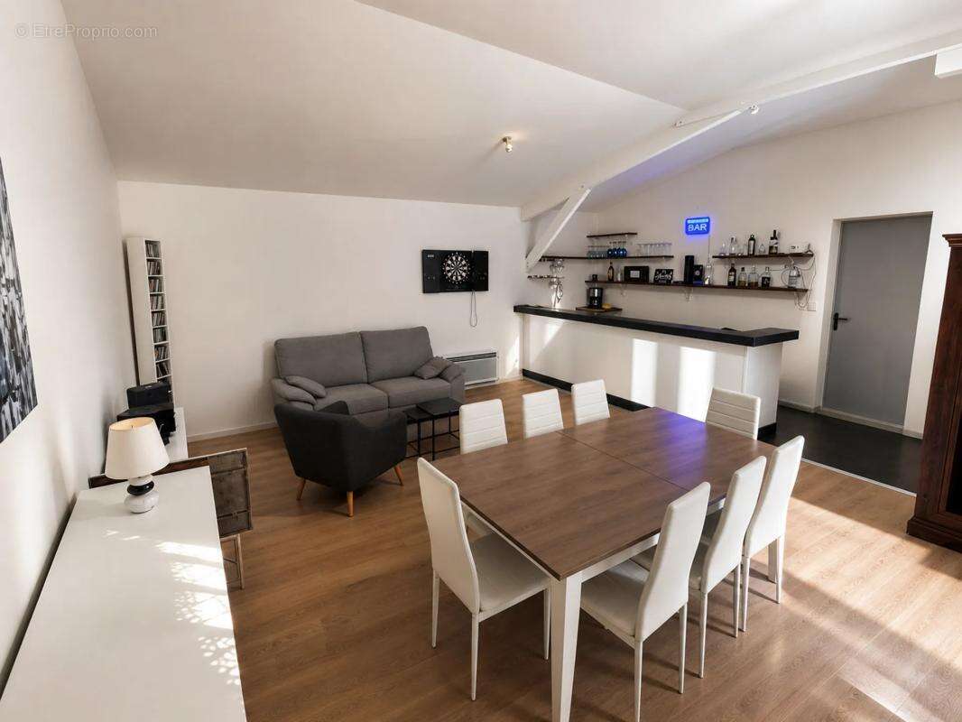 Maison de 9 pièces de 183 m² à Linars - photo 5