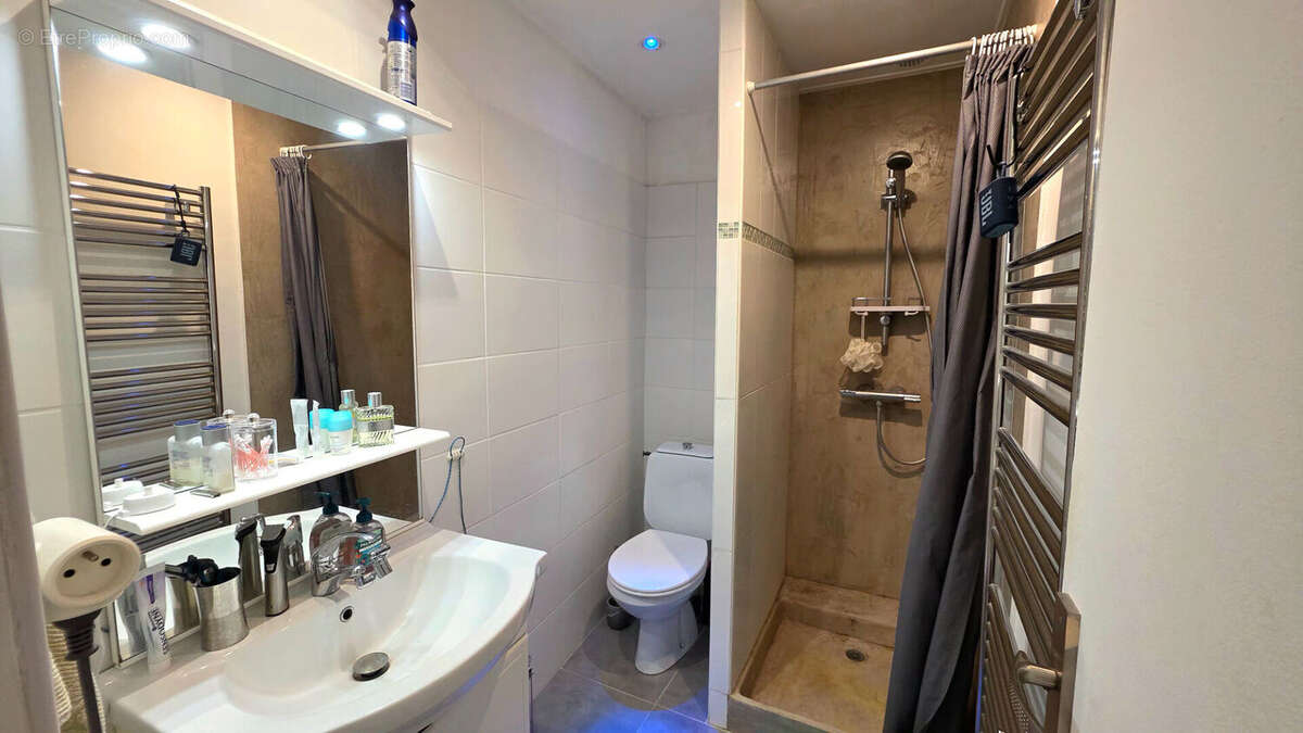 Appartement à LOUPIAN