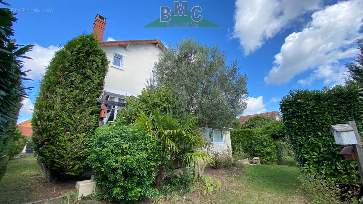 Maison à LE PLESSIS-BOUCHARD