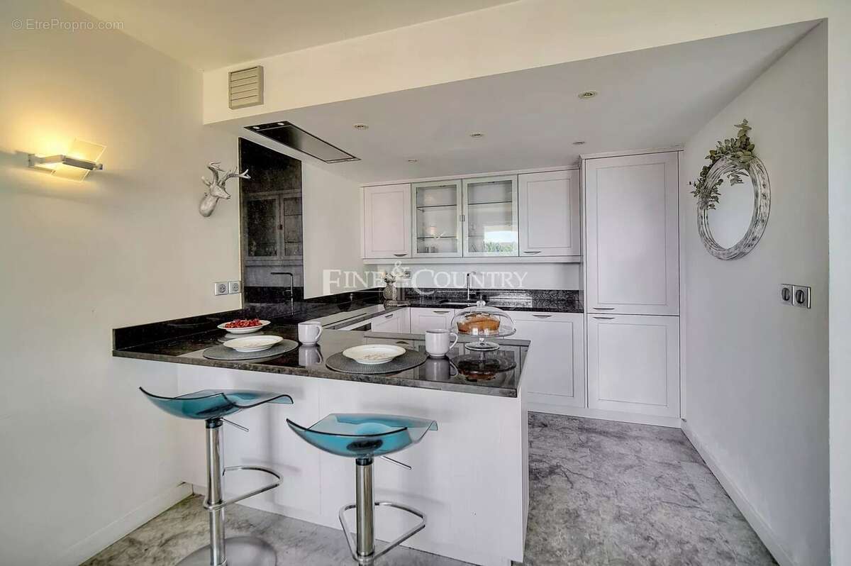 Maison à MANDELIEU-LA-NAPOULE