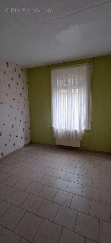 Maison à AUBERCHICOURT