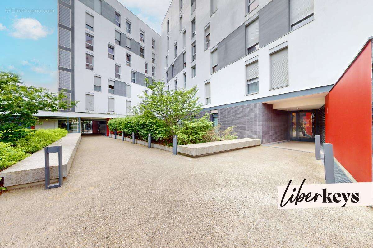 Appartement à GENNEVILLIERS