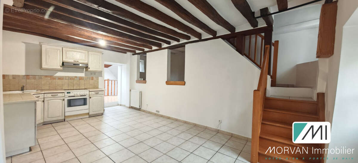 Maison à SAINT-ARNOULT-EN-YVELINES
