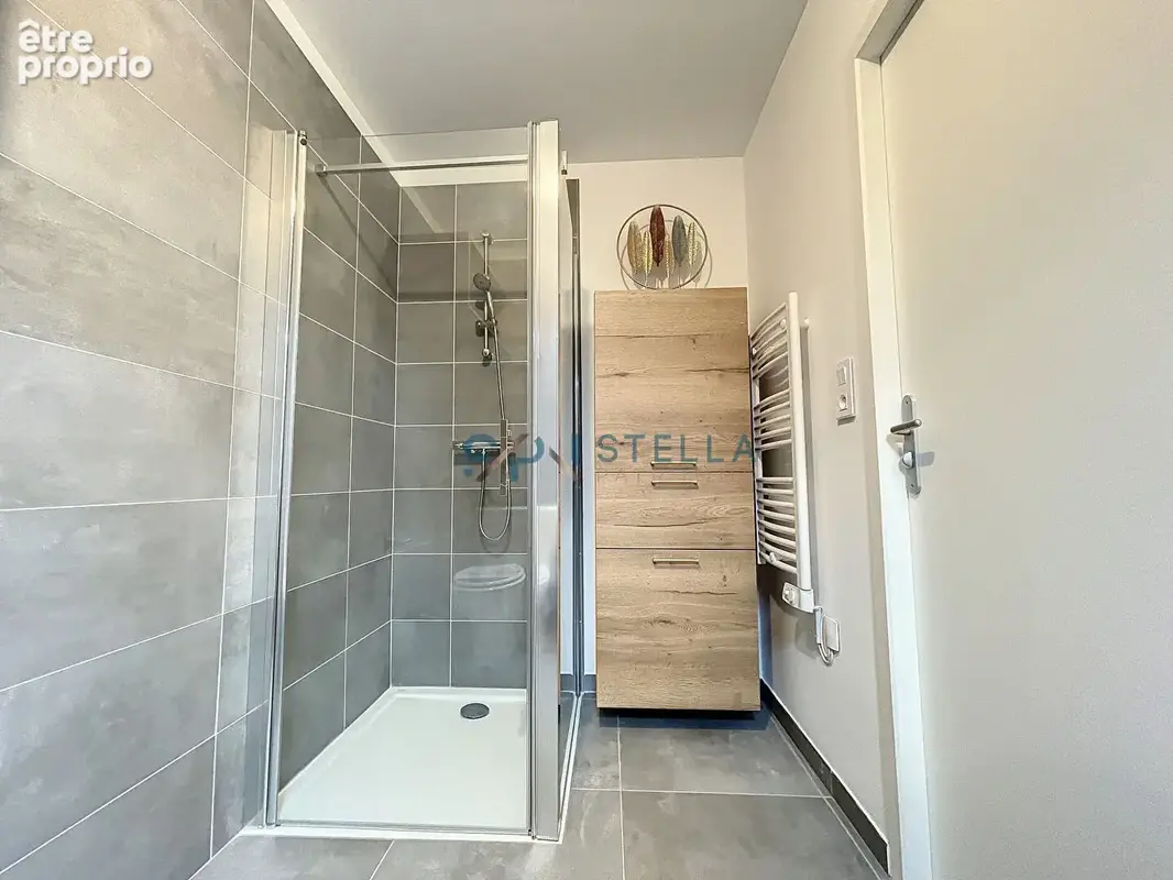 Grand T2 ultra récent avec garage et vue dégagée ! - photo 10