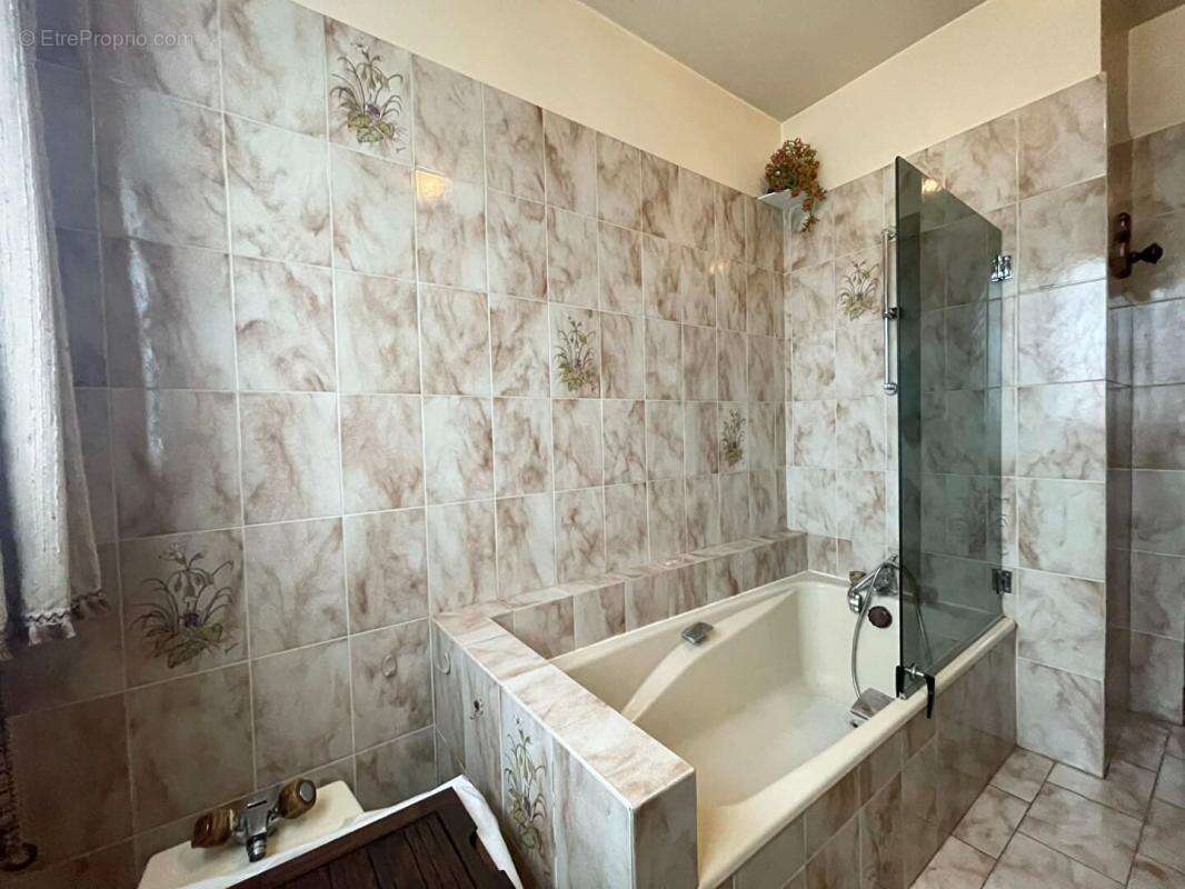 Maison à VALLANT-SAINT-GEORGES