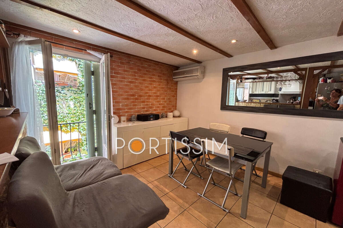 Maison 76 m² à Saint-Laurent-Du-Var  - photo 2