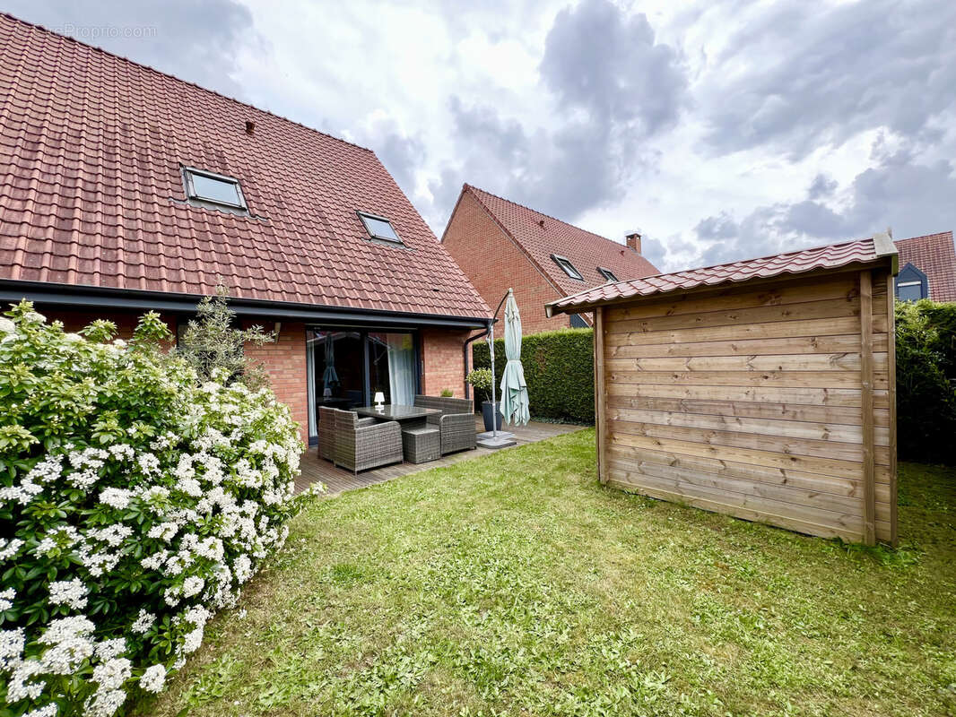 Maison à ERQUINGHEM-LYS