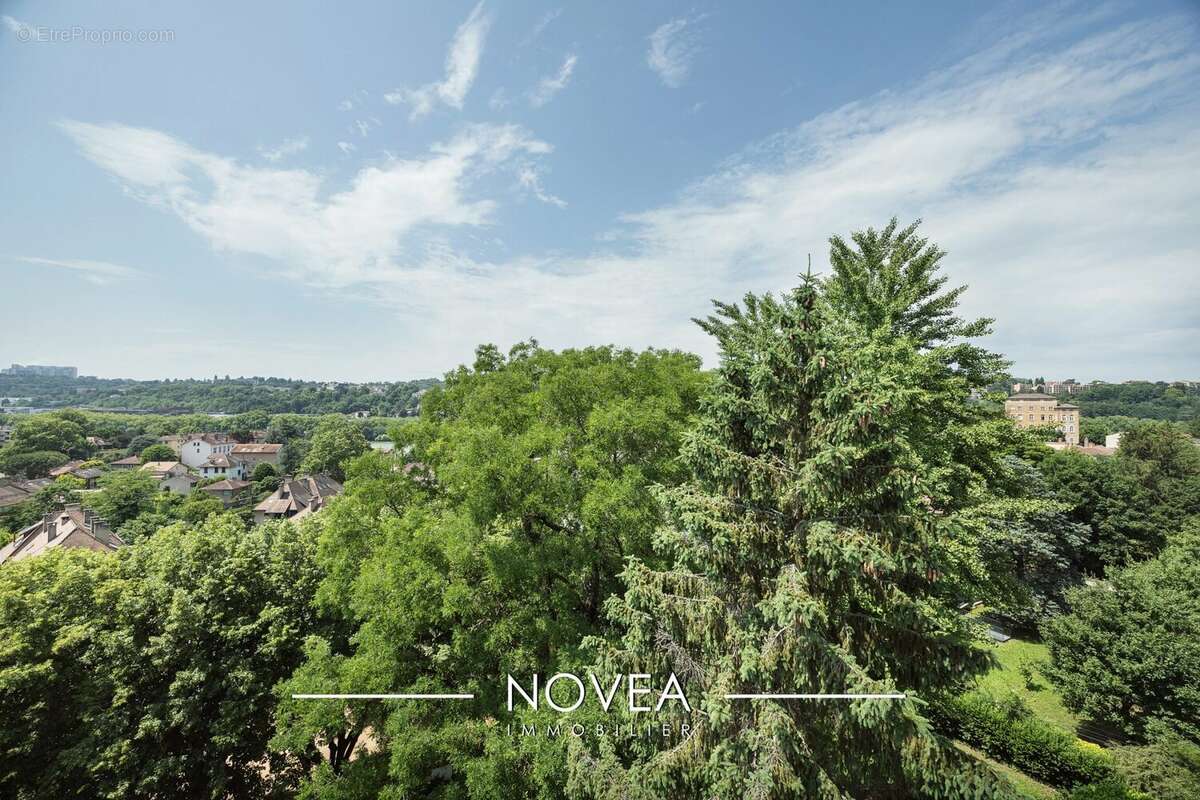 Appartement à CALUIRE-ET-CUIRE