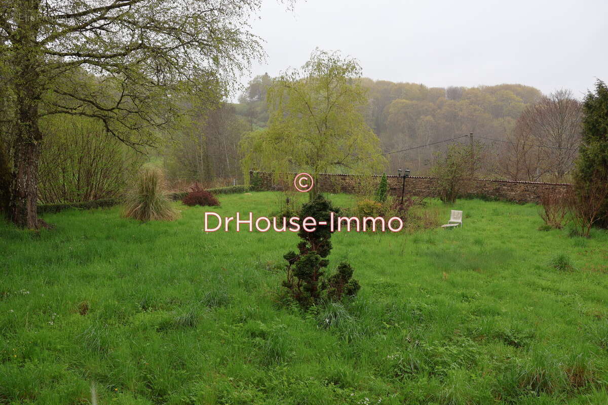 Maison à SAINT-GERMAIN-LES-BELLES