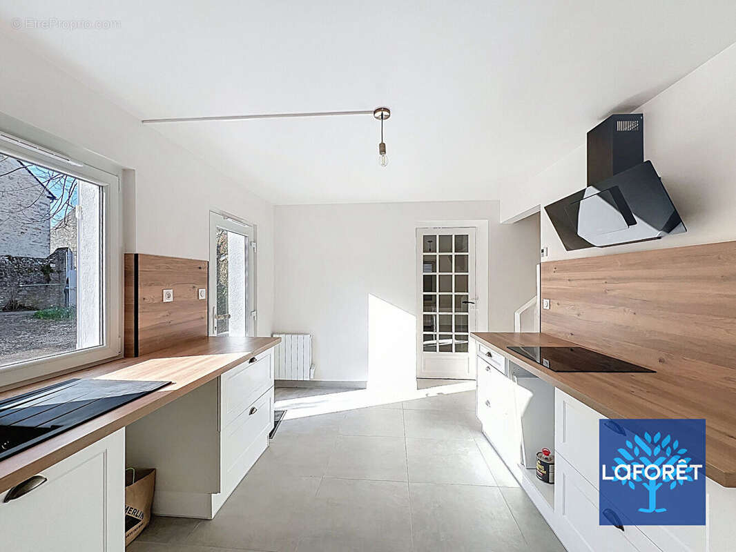 Maison à LA FERTE-ALAIS