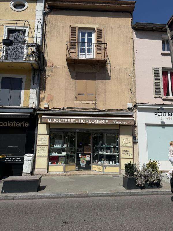Maison à FONTAINES-SUR-SAONE
