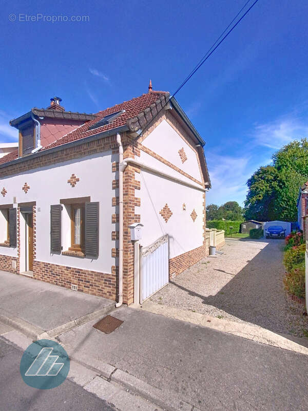 Maison à FRIVILLE-ESCARBOTIN