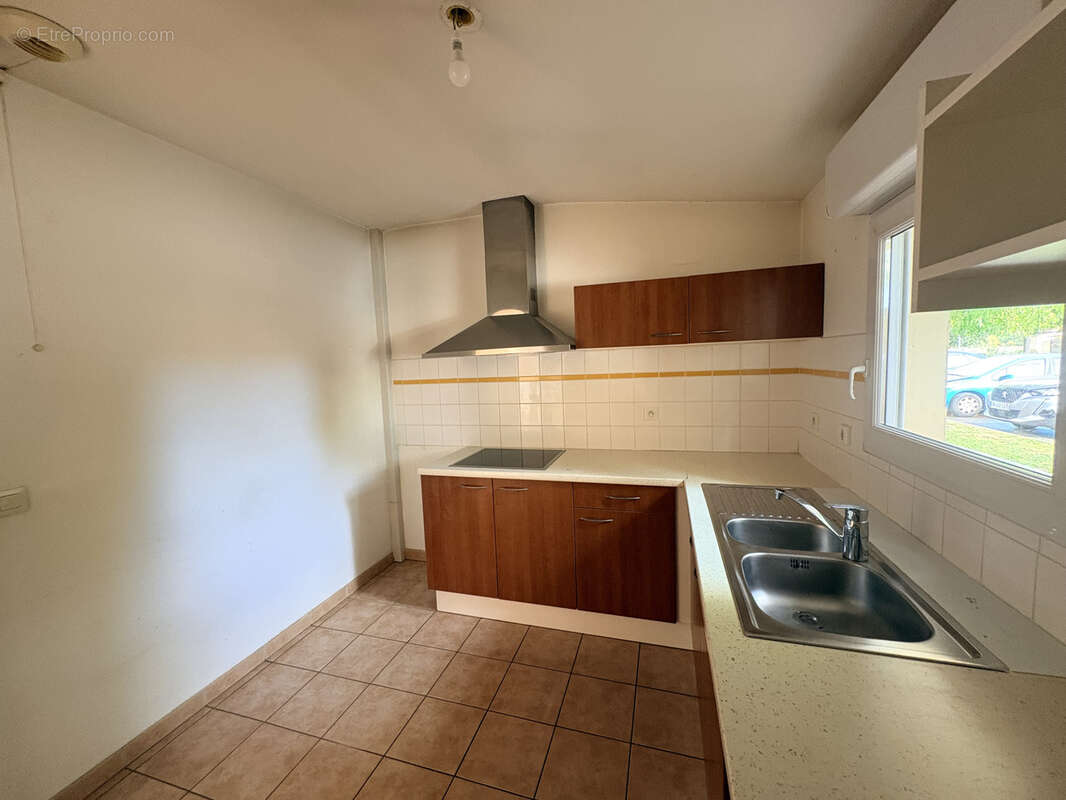 Maison à LA CALMETTE