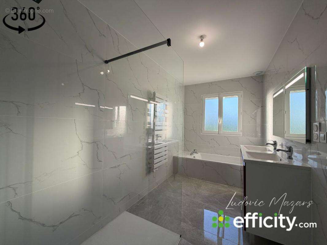 Maison à CASTELSARRASIN