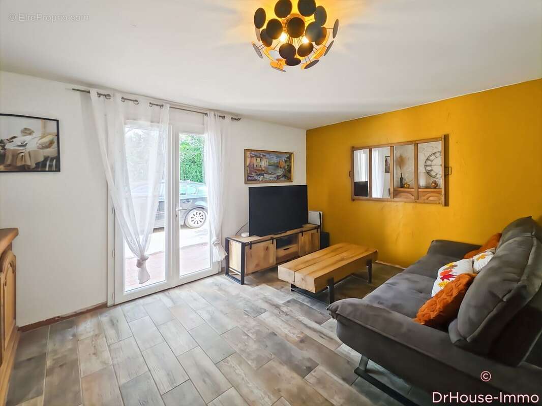 Maison à GAREOULT