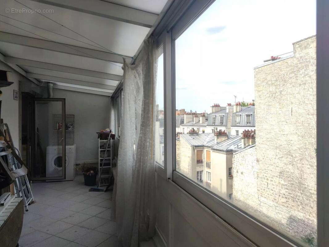 Appartement à PARIS-18E