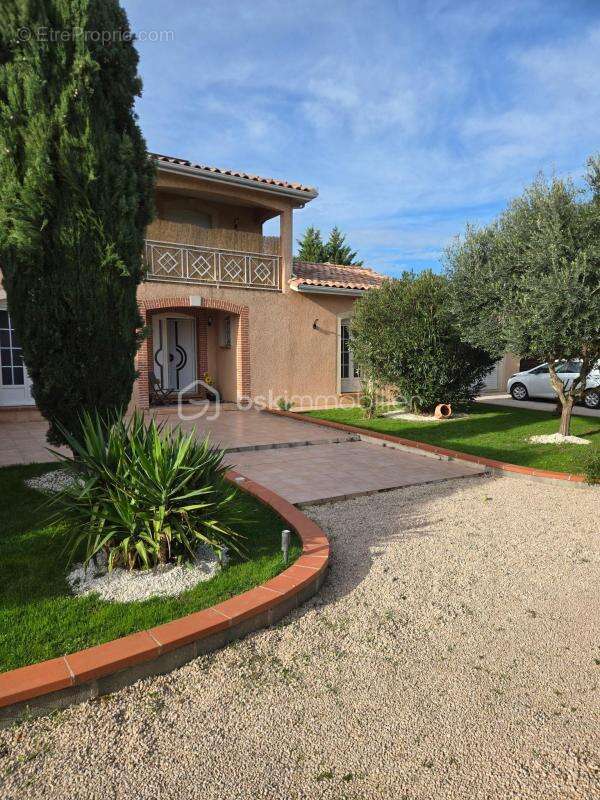 Maison à CASTELGINEST