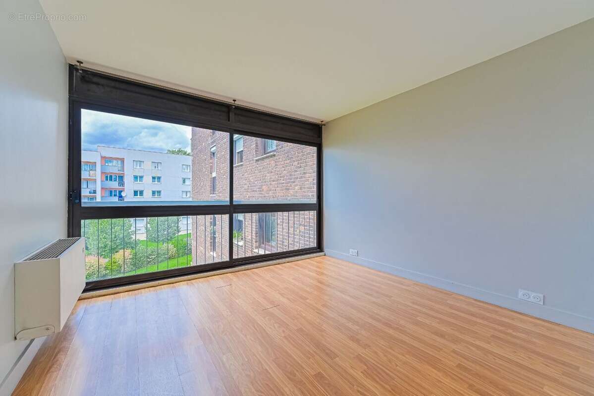 Appartement 87 m² à Creteil  - photo 5