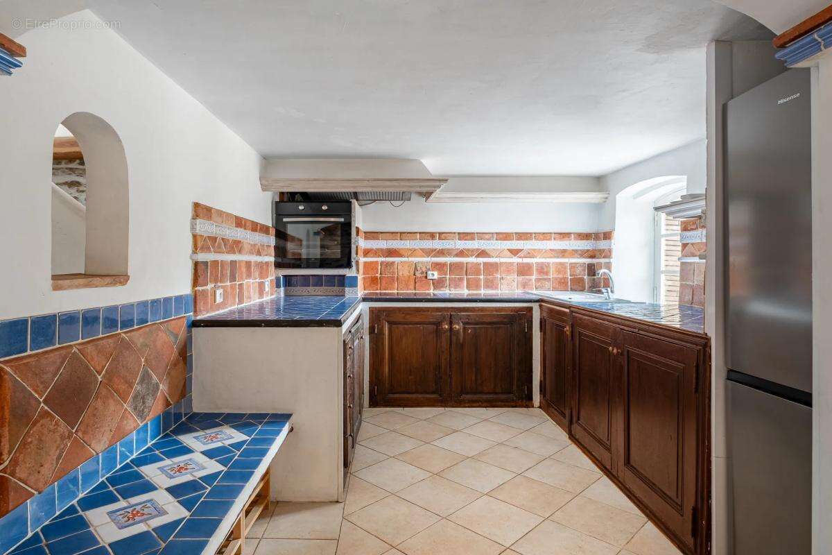 Maison à LA GARDE-FREINET