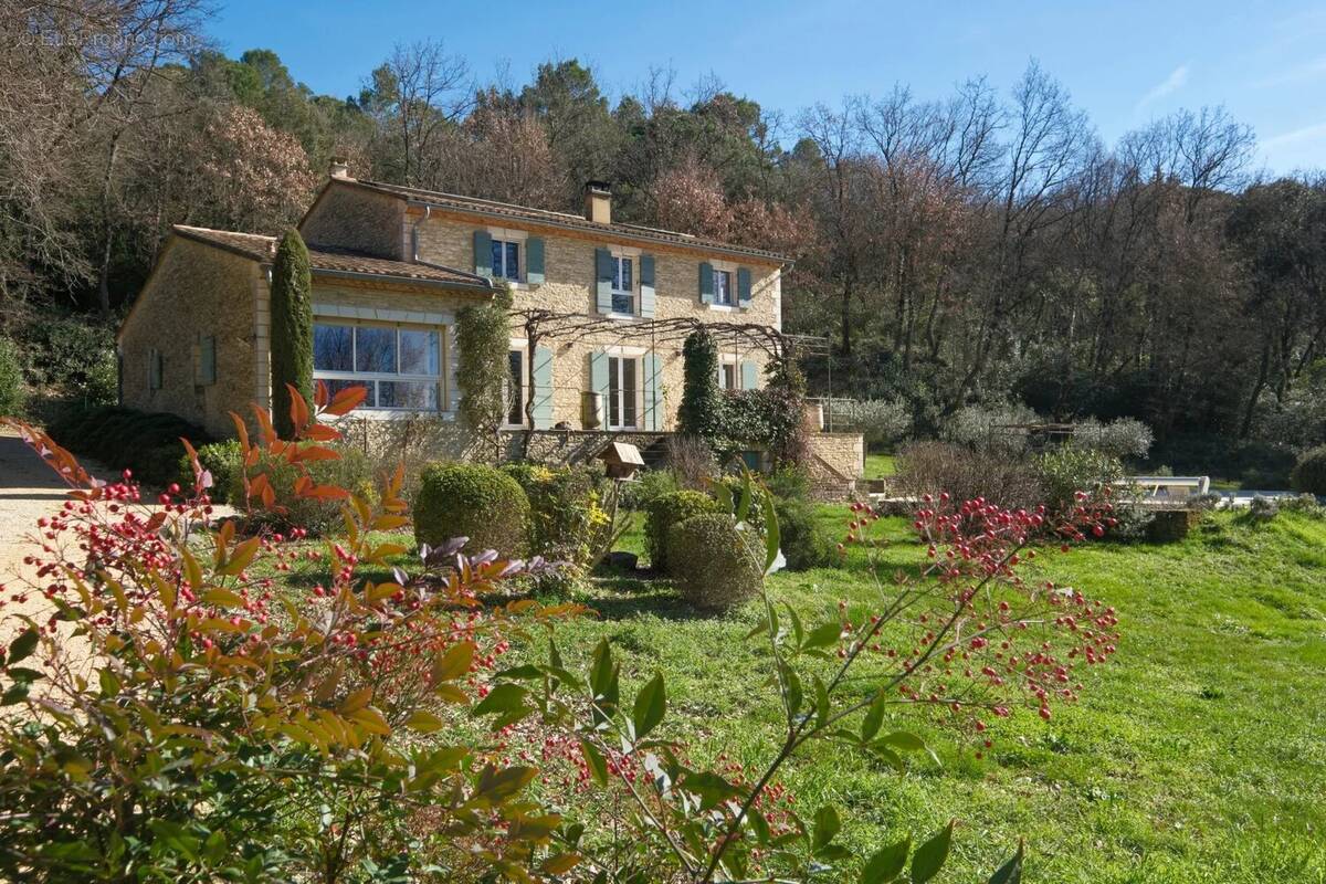 Maison à SAINT-VICTOR-DES-OULES