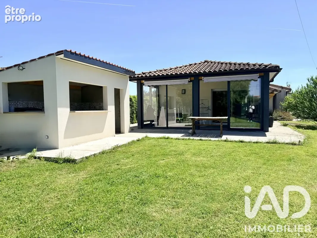 Photo 1 - Maison à VILLENEUVE-LES-BOULOC