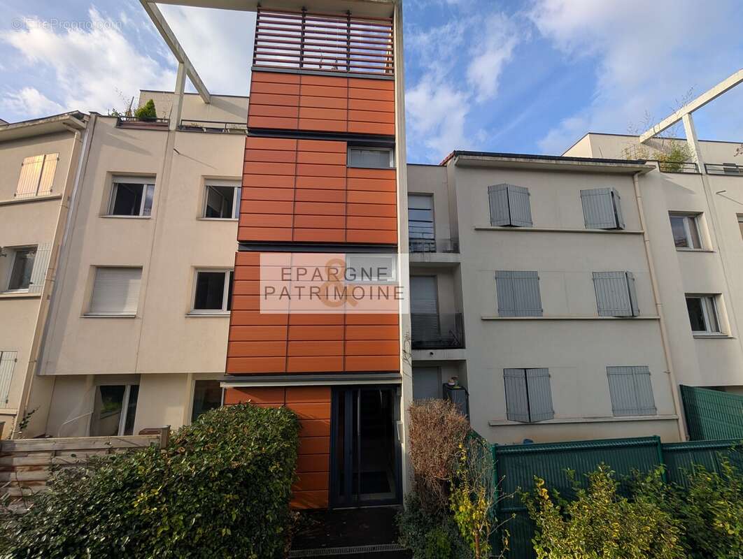 n°1 - Appartement à LYON-8E