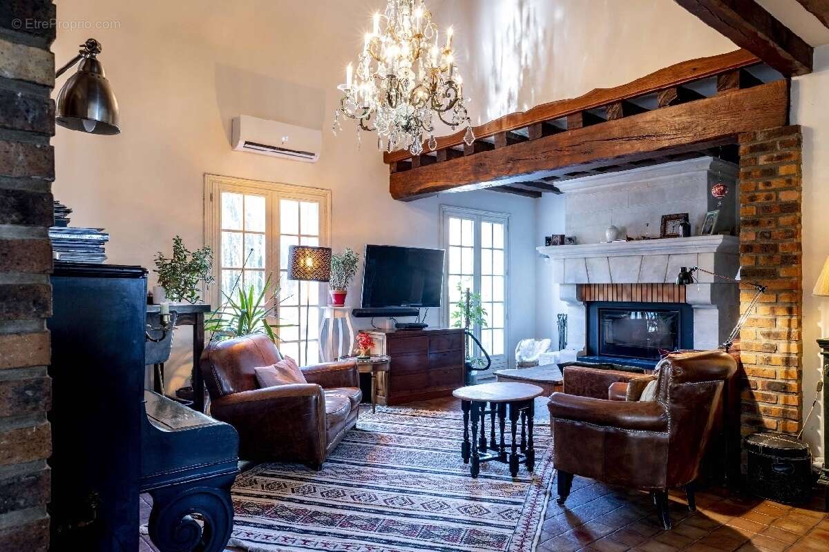 Maison à RONQUEROLLES