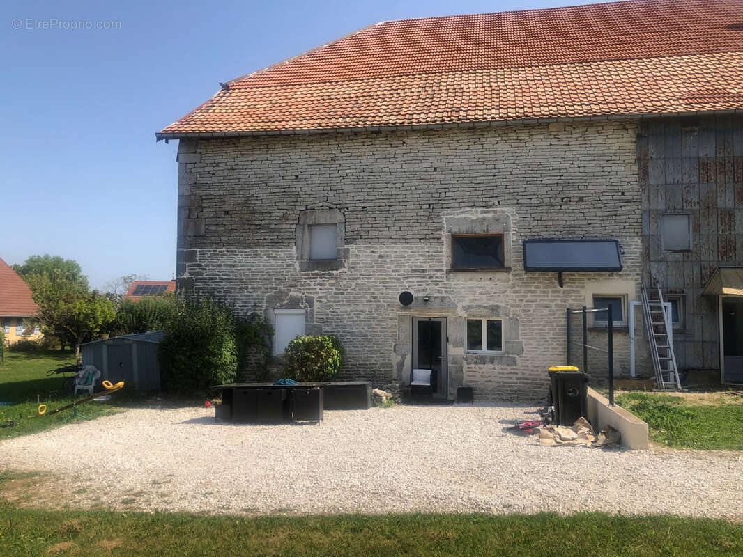 Appartement à VERNIERFONTAINE