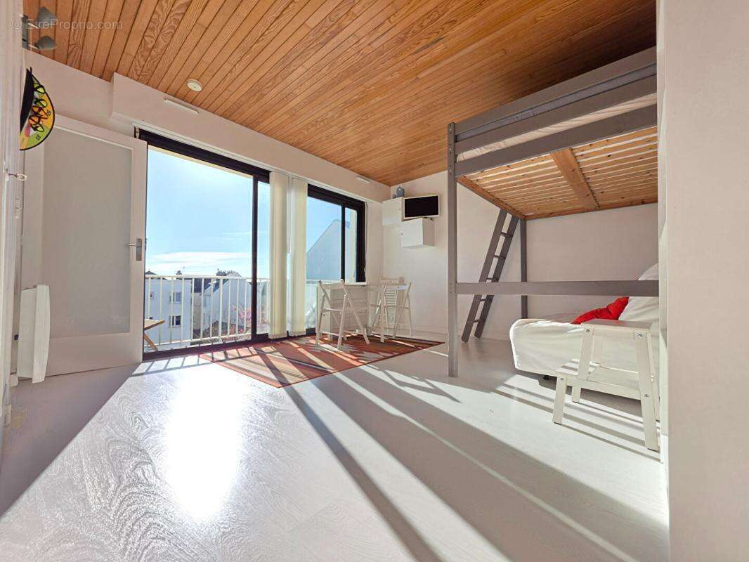 Appartement à LE POULIGUEN