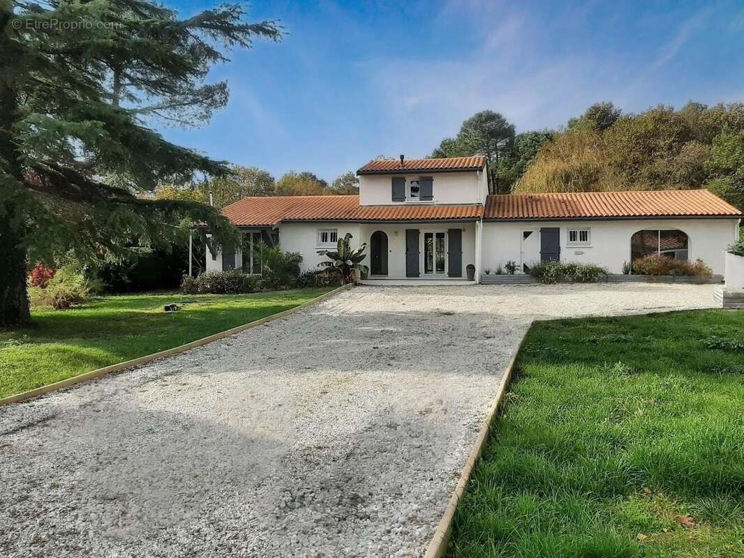 Photo 2 - Maison à LESPARRE-MEDOC