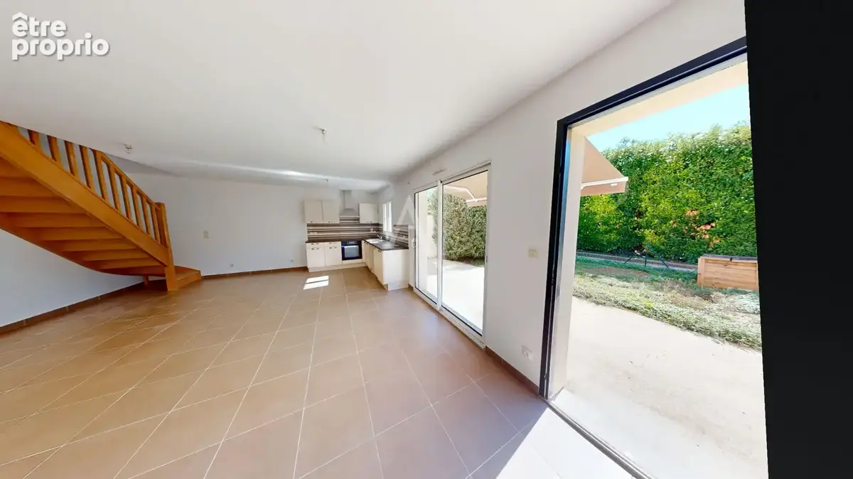 Poitiers, quartier demi-lune, maison 5 pièces avec garage, terrain d'environ 200 m² - photo 5