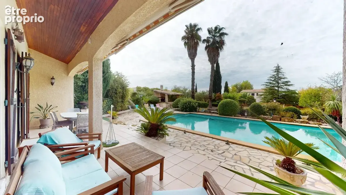 Villeveyrac   propriété de caractère   deux maisons   piscine   garage   terrain constructible - photo 14