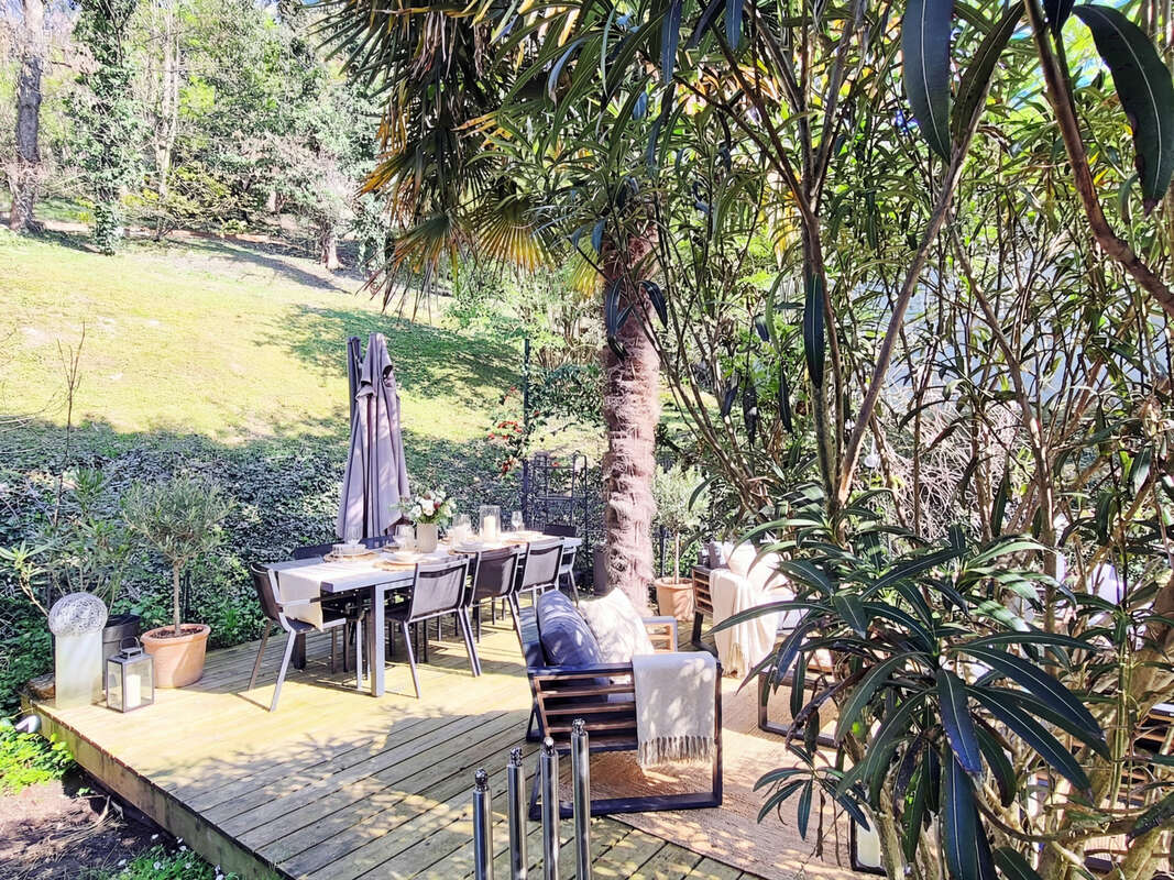 Appartement à FONTAINES-SUR-SAONE