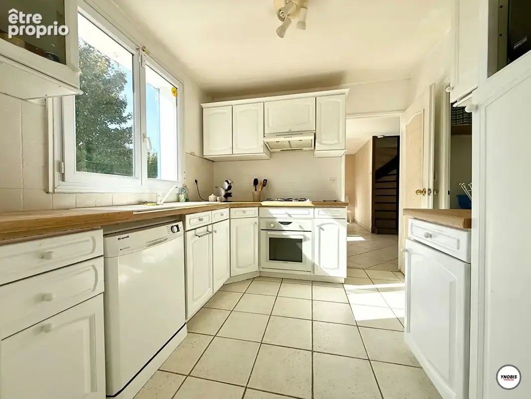 Maison familiale - Mareil-sur-Mauldre - 7 pièces 194 m2 - photo 7