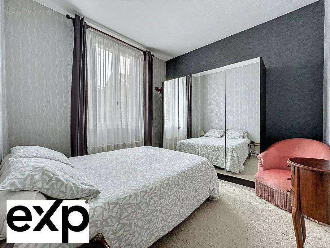 Maison à ASNIERES-SUR-SEINE