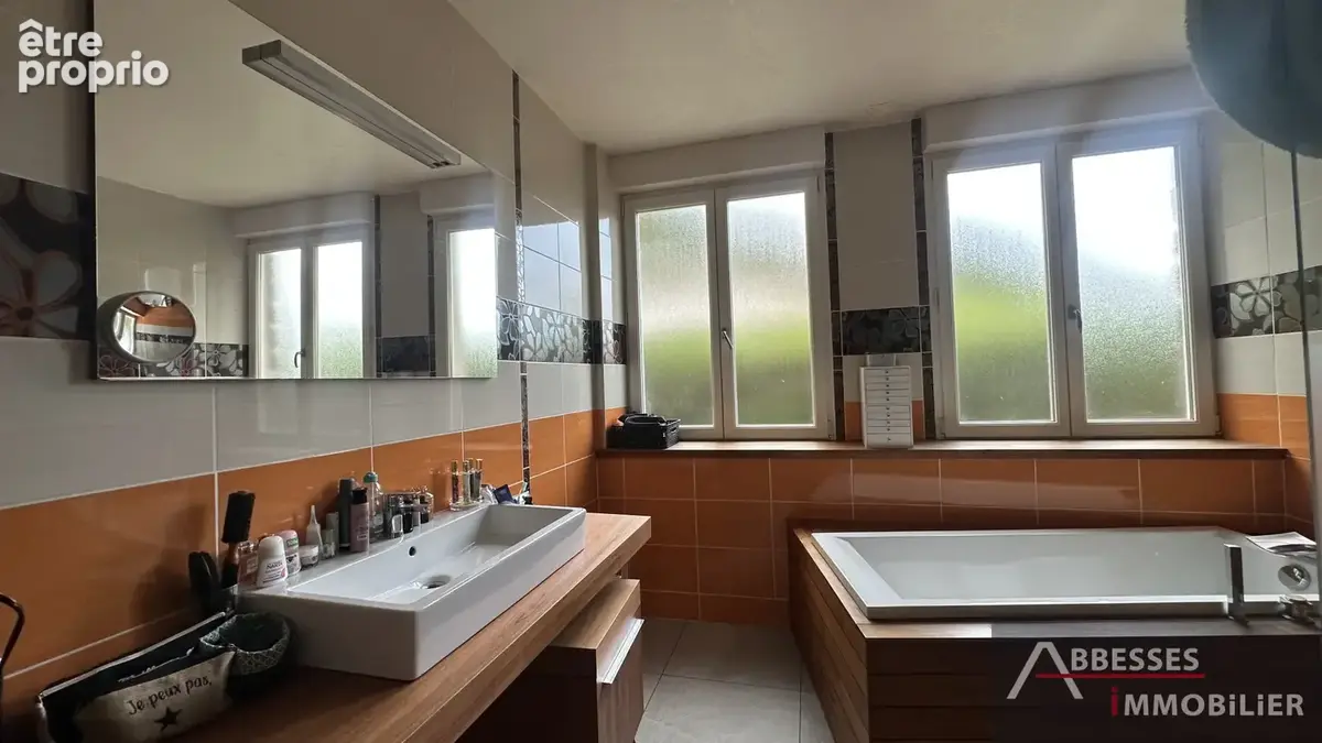 EN EXCLUSIVITÉ - GERARDMER dans un secteur calme : Maison type LOFT avec grande dépendance - photo 36