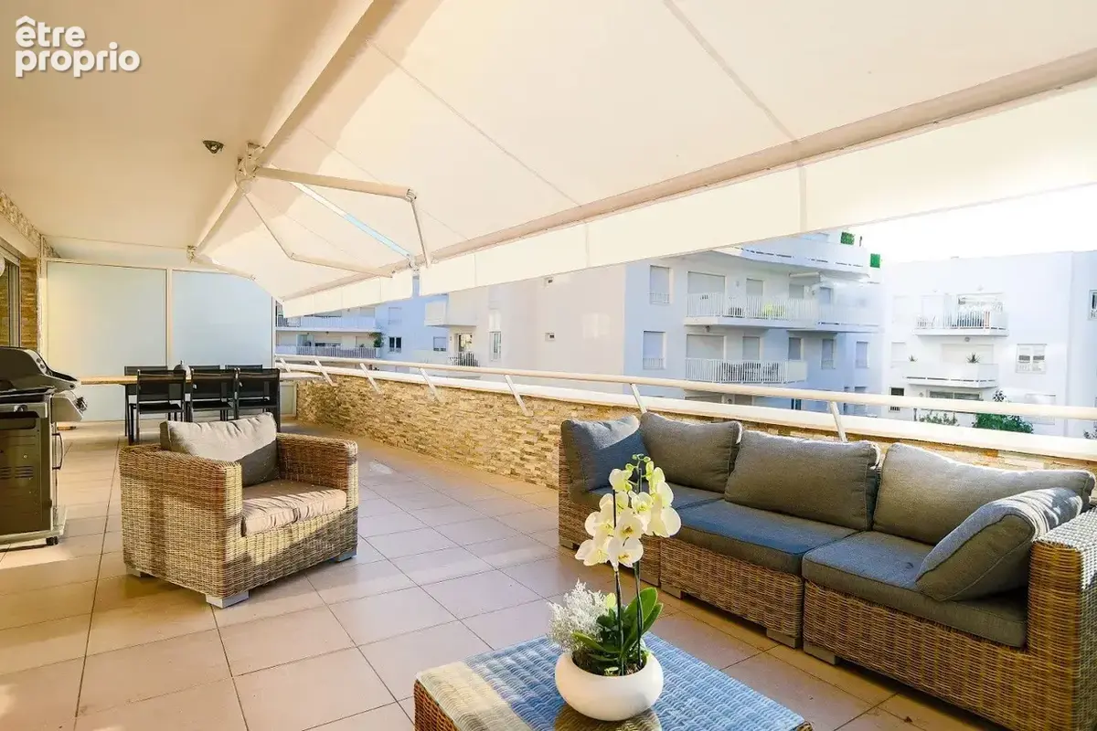 3 pièces - cannes centre ville - photo 2