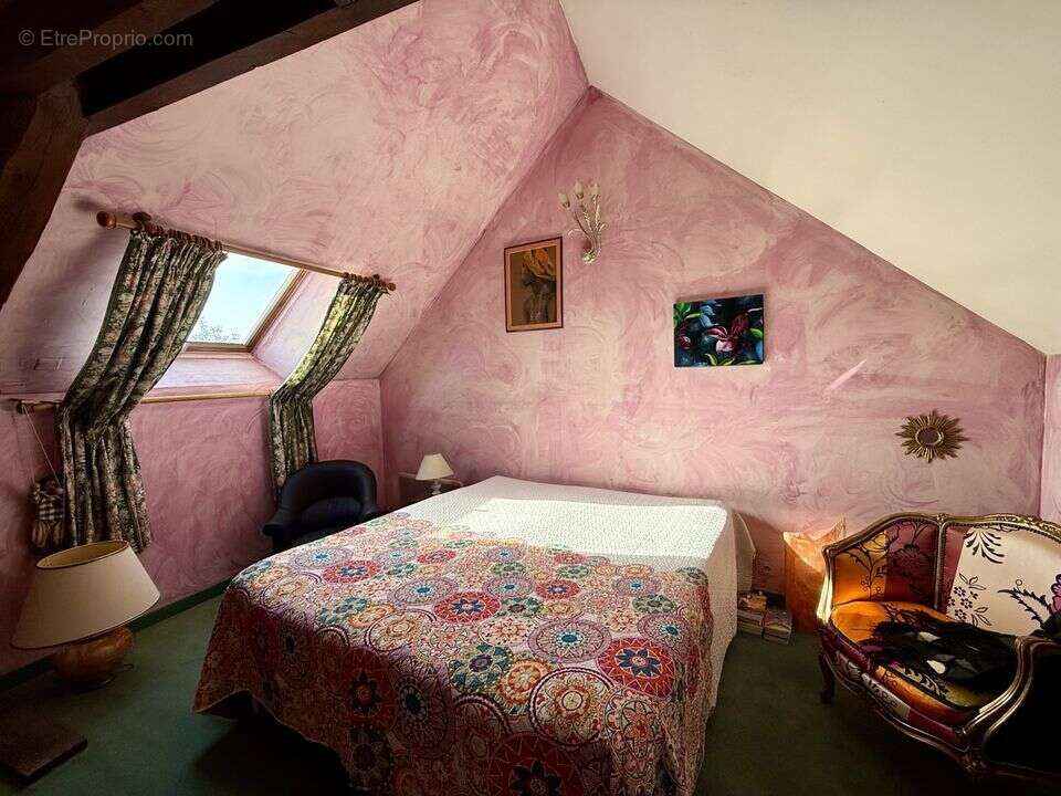 Deux maisons pour la même propriété, ancien prieuré, entre - photo 10