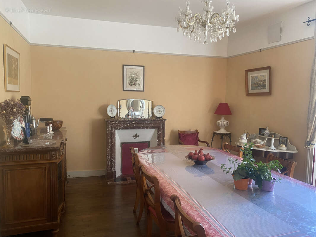 Maison à BELLAC