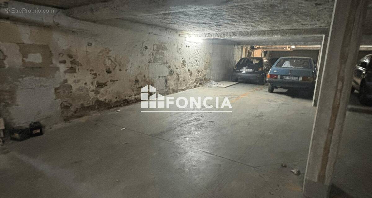 Parking à ARNOUVILLE-LES-GONESSE