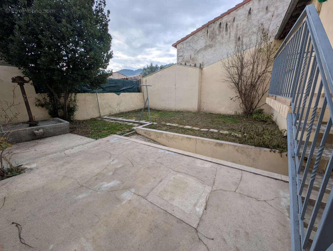 Maison à CORNAS